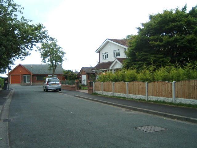 Hall Lane Grove, Hindley