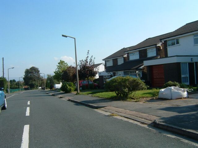 Southlands Avenue, Standish