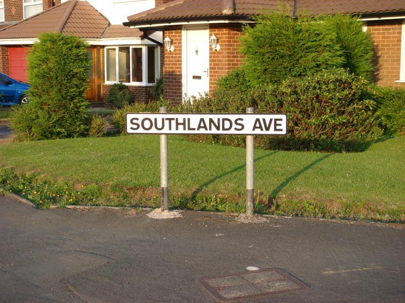 Southlands Avenue, Standish